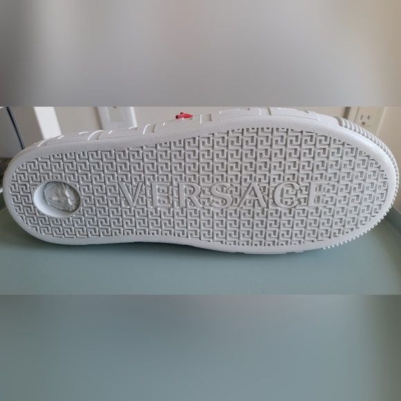 Versace Medusa Greca low top (red) size 44 EU/12 US - Picture 4 of 8